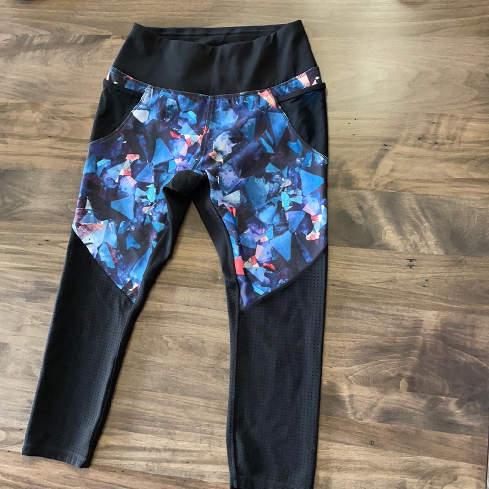 Hyba multicoloured & mesh capris